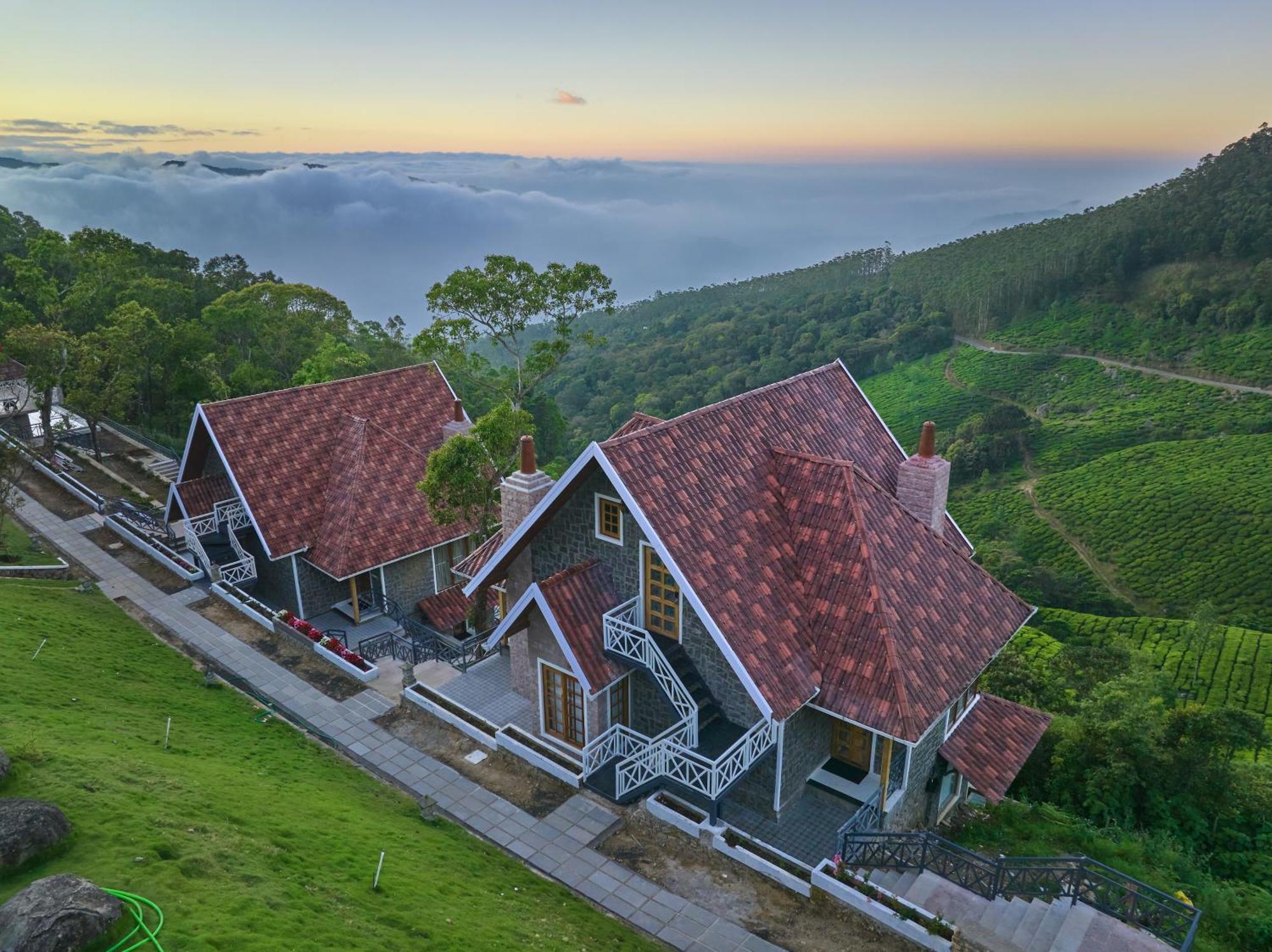 Hotel The Planet Munnar Suryanelli Esterno foto